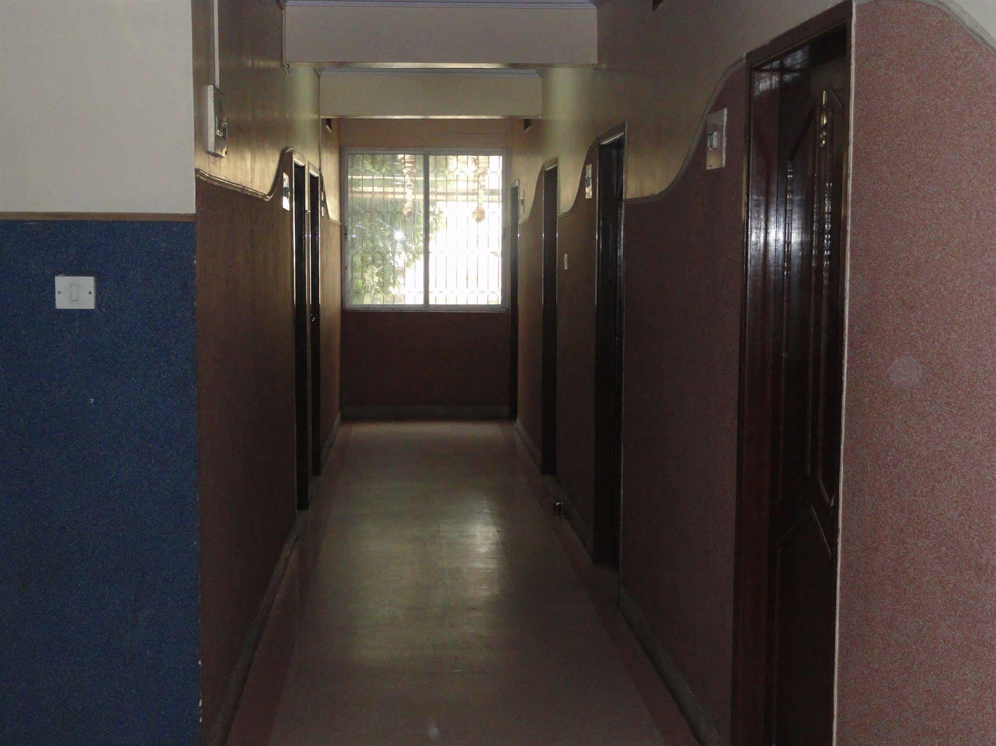 Hotel T.A.P. Paradise Bangalore Exterior foto